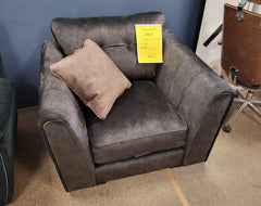 Garda Arm Chair