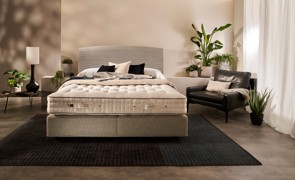 Vispring 5ft King Size Herald Superb 1476 Pocket Sprung Prestige Divan Set
