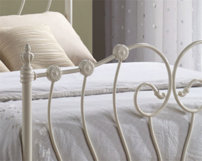 Inca Metal 5ft Bed Frame